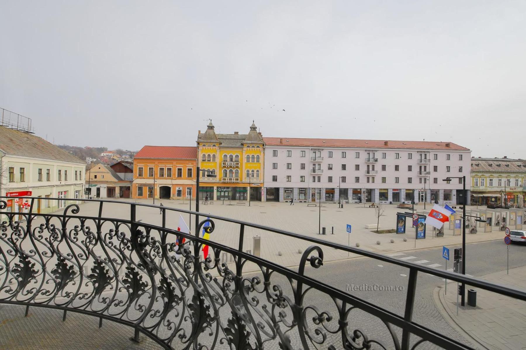 Casa Thaja Centru Apartment ทูร์ดา ภายนอก รูปภาพ